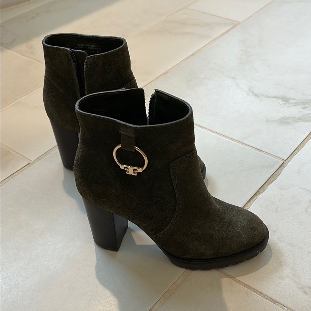 Tory Burch Green Suede Ankle Booties with Chunky Heel